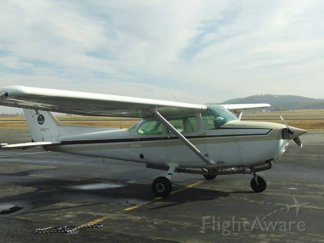 Cessna Skyhawk (N51577)