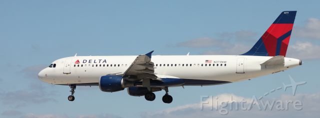 Airbus A320 (N373NW) - Delta Air Lines Flight 1437br /KDTW to KBWIbr /9/11/15