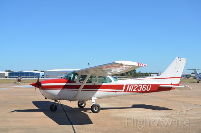 Cessna Skyhawk (N1236U)