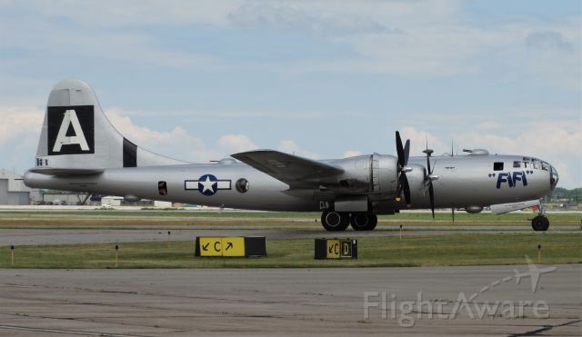 Boeing B-29 Superfortress (N529B) - B29 "Fifi" at the Airpower History Tour at IAG!