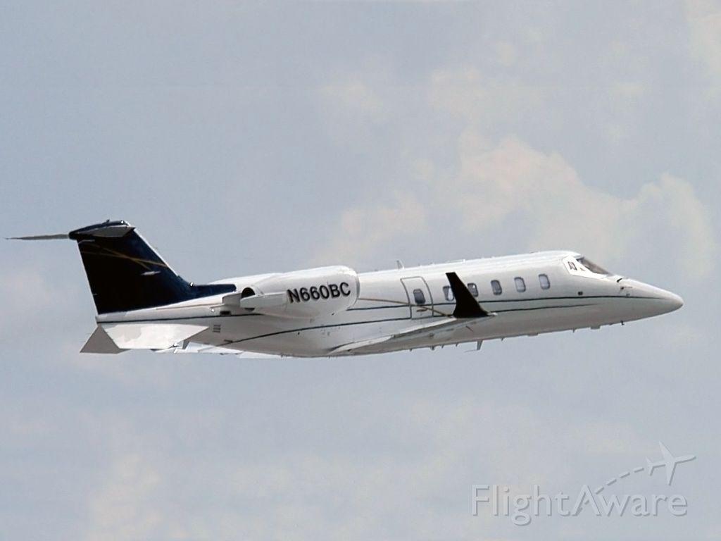Learjet 60 (N660BC) - The Lear 60 is a very powerful aircraft. Raw photo courtesy of LEARJETMIAMI - thank you!