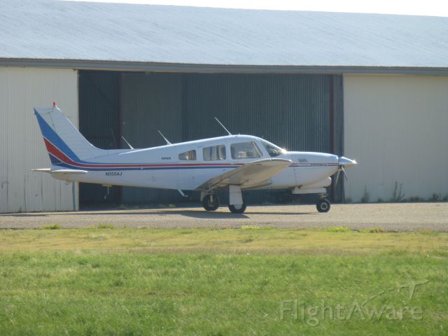 Piper Cherokee (N355AJ)