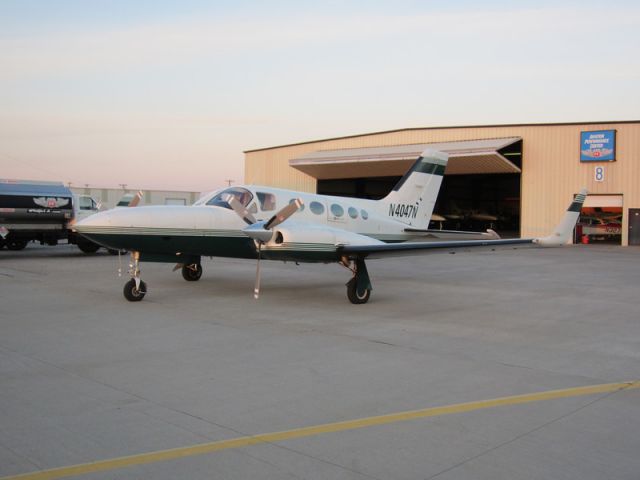 Cessna 421 (N4047N)