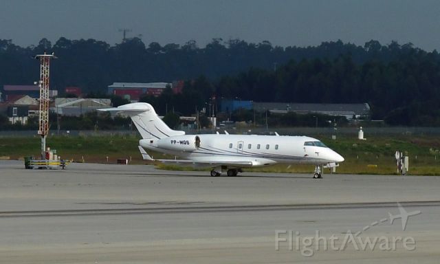 Bombardier Challenger 300 (PP-MQS) - Bombardier BD-100-1A10 Challenger 300 PP-MQS in Porto 
