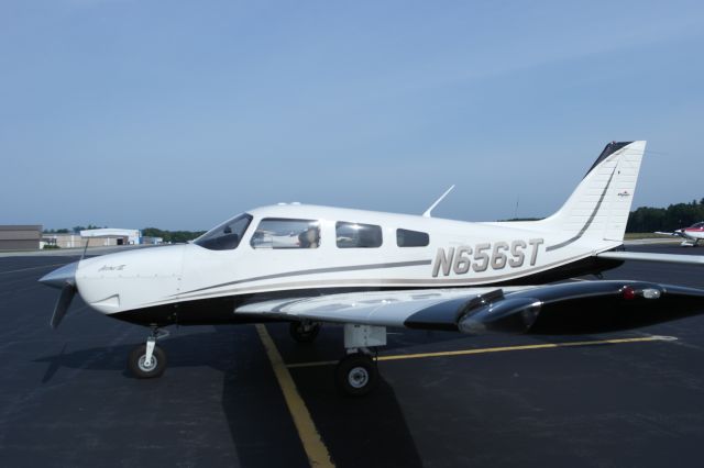 Piper Cherokee (N656ST) - Flew her up to Nashua, NH for lunch.