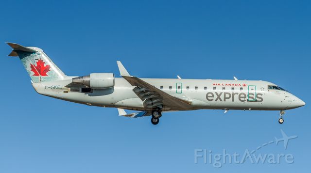 Canadair Regional Jet CRJ-200 (C-GKEJ)