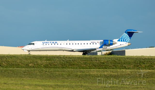 N551GJ — - United Express 5184 from KORD Ohare INTL, Chicago, IL rolls out on runway 4 at Lexington's Bluegrass Airport.