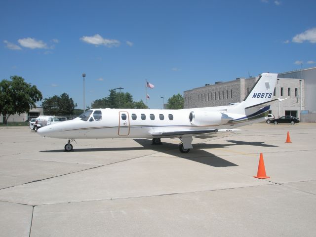 Cessna Citation II (N68TS) - Seen sitting at Landmark at SPI