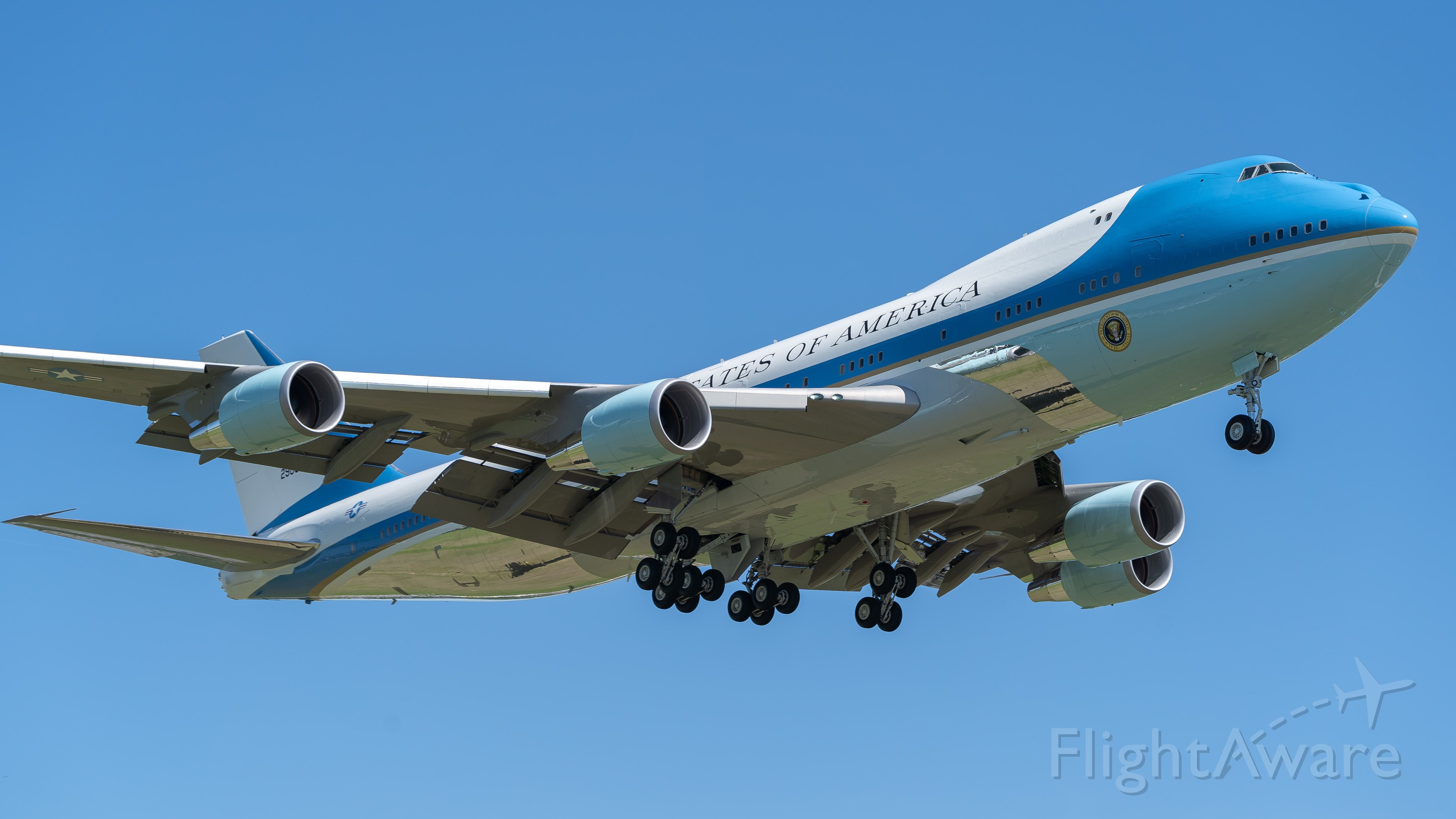 Boeing 747-200 (92-9000) - 4/10/19