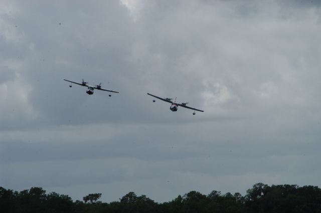 Grumman G-44 Widgeon (N86609) - LOW PASS DEPARTING LAKE KERR FLORIDA