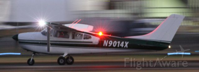 Cessna Skylane (N9014X)