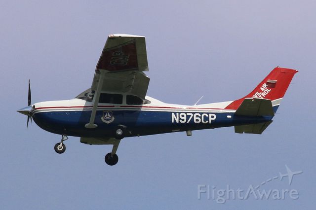 Cessna Skylane (N976CP)