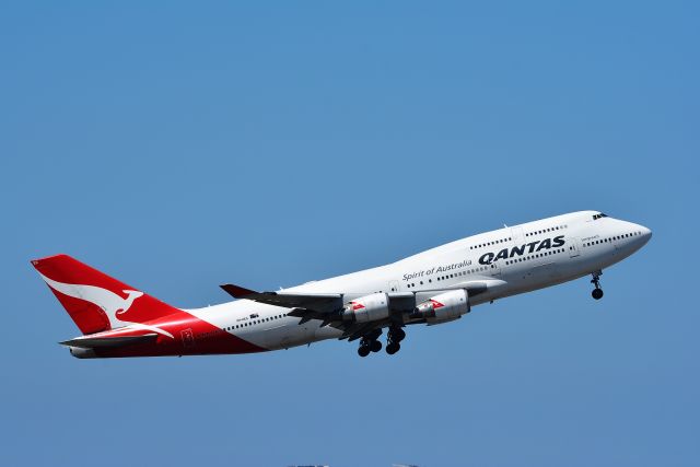 Boeing 747-400 (VH-OEG) - VH-OEG Qantas Boeing 747-438(ER 10 Feb 2018