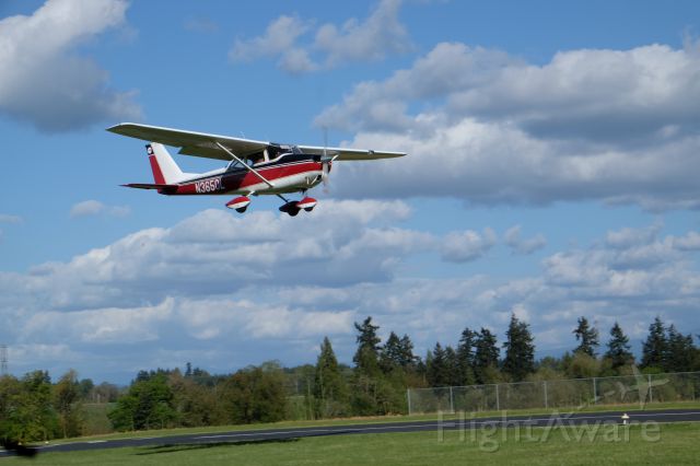 Cessna Skyhawk (N3650L) - Takeoff from runway 20 at Lenhardt Airpark, Oregon