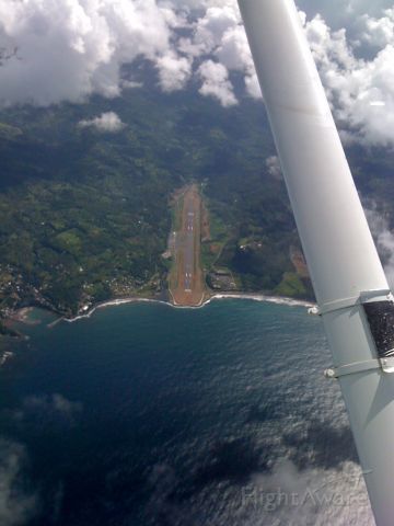 Cessna Skyhawk (F-OITM) - East coast of Dominica Island, West Indies.(6500 ft)