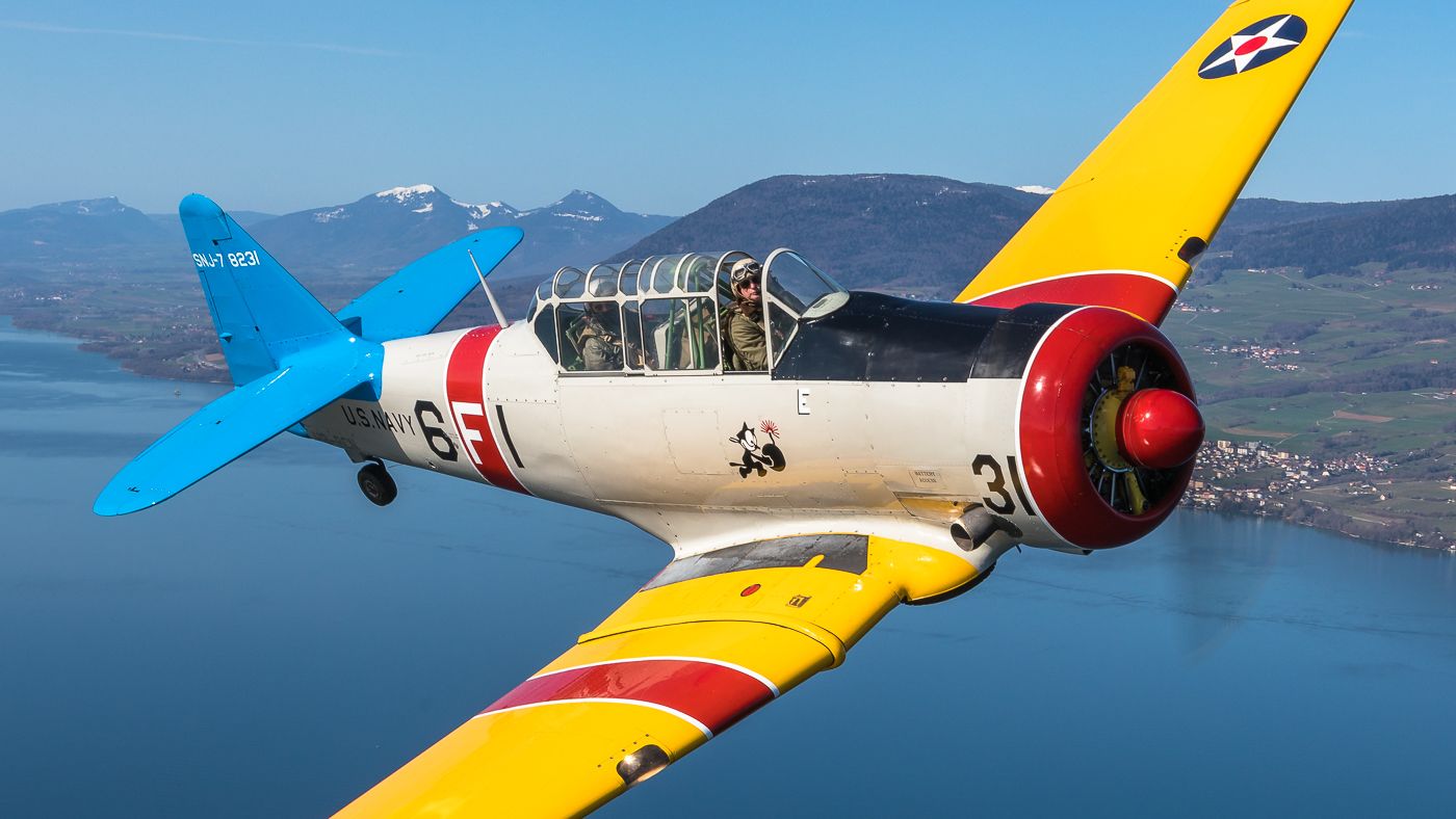 HB-RCN — - Air2Air with the beautiful North American T-6 Texan over the lake Neuchatel (Switzerland)