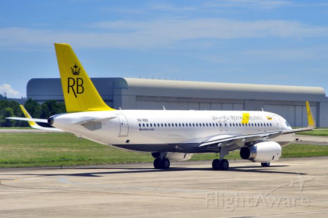 Airbus A320 (V8-RBX) - Brand new...