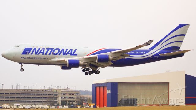 Boeing 747-400 (N919CA)
