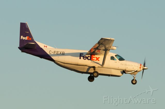 Cessna Caravan (C-FEXB) - Approaching runway 23R at Pearson Intl.