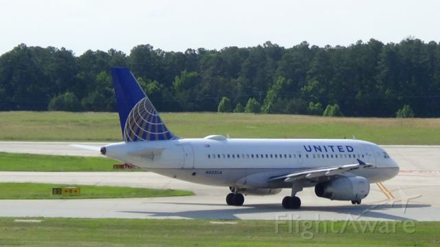 Airbus A319 (N825UA) - United 758 departing to Chicago OHare at 4:58 P.M.   Taken June 7, 2015.  