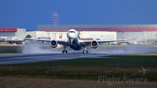 Airbus A350-900 (F-HHAV)
