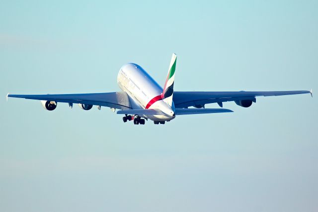 Airbus A380-800 (A6-EEE)