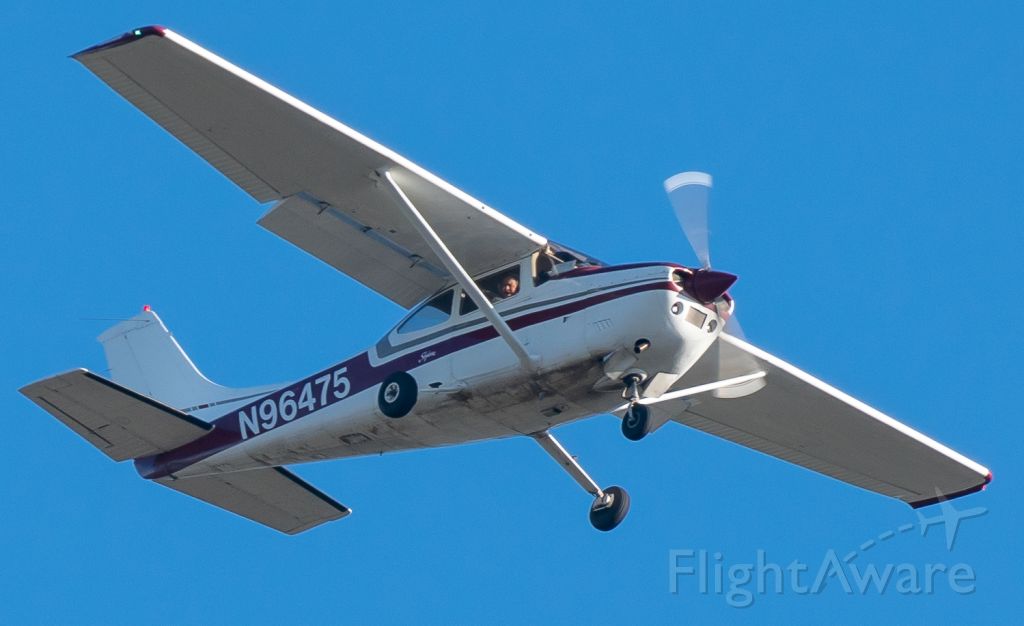Cessna Skylane (N96475)