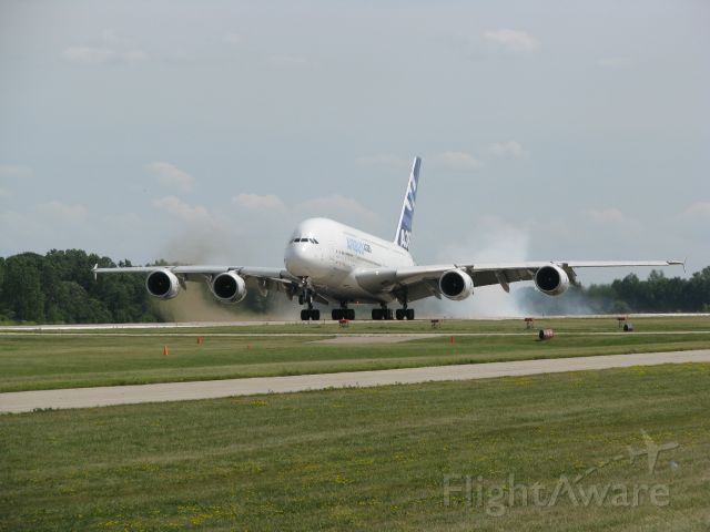 F-WWDD — - Airbus A380 Landing at Oshkosh 2009