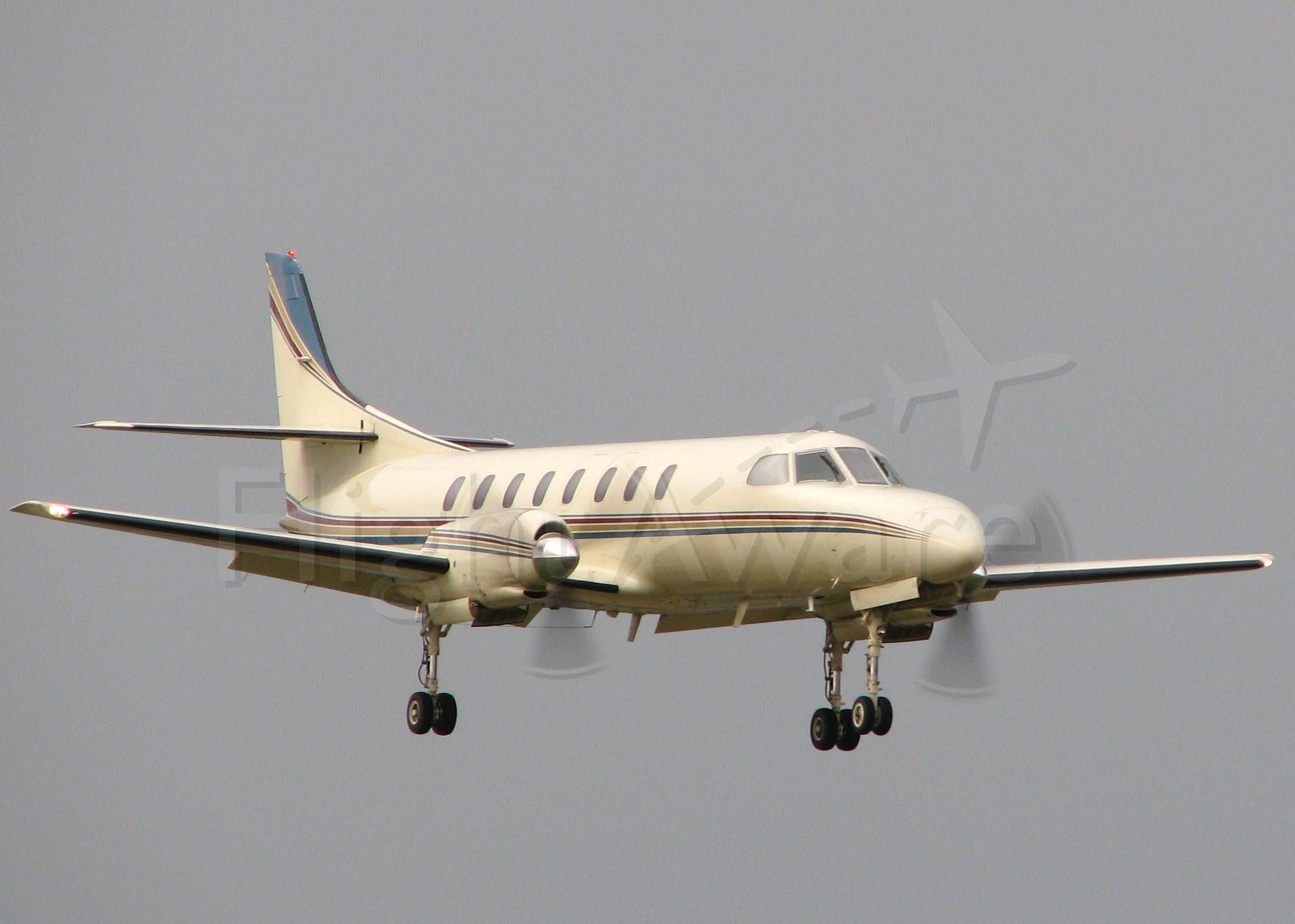 Fairchild Dornier SA-227DC Metro (N54GP) - Landing at the Downtown Shreveport airport.