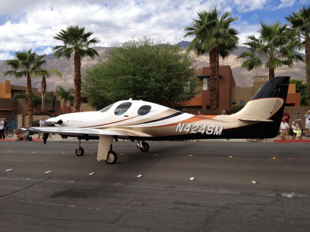 Lancair Evolution (N424SM) - AOPA Parade of Planes - Palm Springs