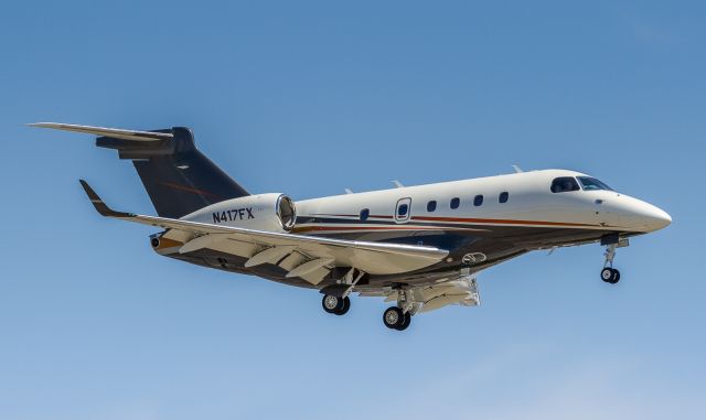Embraer Legacy 450 (N417FX) - Registered to TVPX Aircraft Solutions Inc. Arriving from Detroit as Flexjet 417