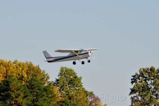 Cessna 152 (N93411) - N93411 departs runway 24 at Hickory Regional Airport