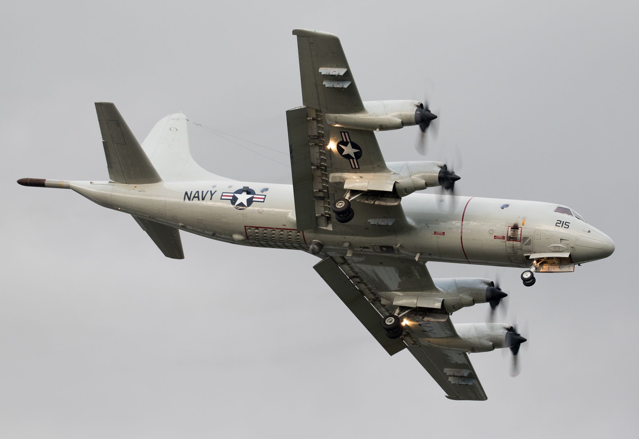 Lockheed P-3 Orion (15-8215)