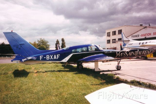 Cessna 310 (F-BXAF) - Seen here in Jun-91.br /br /Reregistered N412SS 4-Aug-94,br /then exported to Brazil 9-Sep-11 as PT-MTL. 