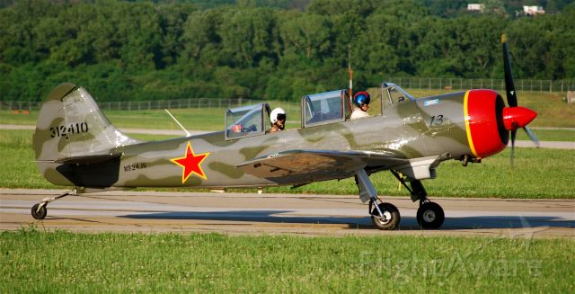 YAKOVLEV Yak-52 (N524JS)