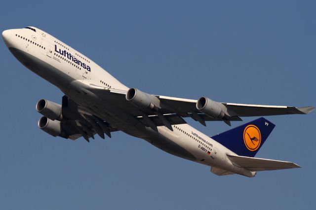Boeing 747-400 (D-ABVY)