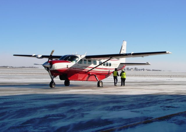Cessna Caravan (N750Z) - Air Choice One begins service to KMCW - November 17th, 2014