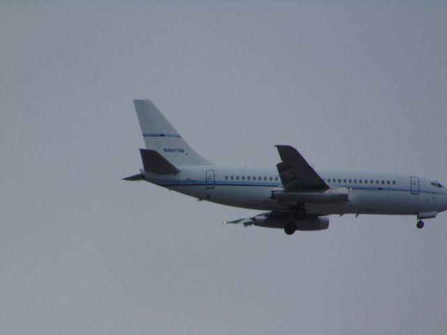 Boeing 737-200 (N467TW)