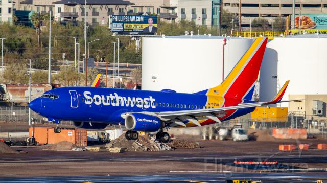 Boeing 737-700 (N758SW) - Spotted at KPHX on Jan-25-2021