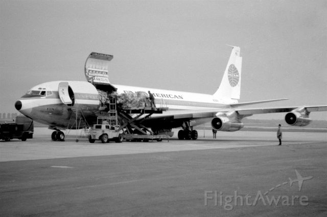 Boeing 707-300 (N791PA) - 1966 at Düsseldorf (EDDL)