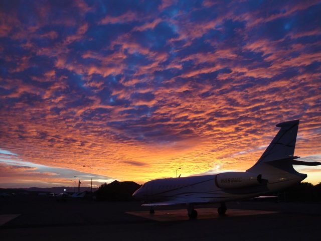 Dassault Falcon 2000 (N699MC) - Sunset above this 2003 Falcon 2000EX.