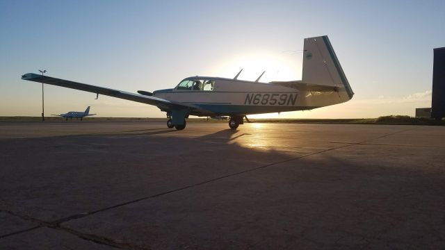 Mooney M-20 (N6859N) - Dawn departure for the CO mountains.