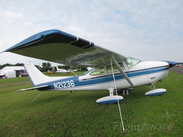 Cessna Skylane (N21236) - Parked at Fond du Lac during Oshkosh 2010