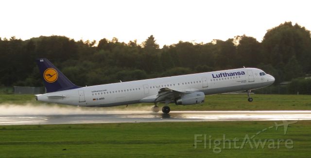 D-AISG — - A Lufthansa A321-231 is just taking of from Hamburg airport.