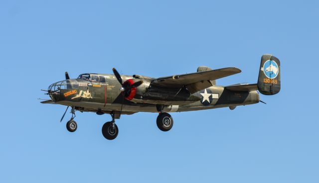 North American TB-25 Mitchell (N3476G) - North American B-25 Mitchell "Tondelayo" on final for Runway 32 at Nashua during the Wings of Freedom Tour 2019.br /Shot with a Nikon D3200 w/ Nikkor 70-300mmbr /Best viewed in Full Size