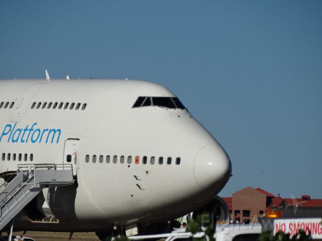 Boeing 747-400 (N747GF)