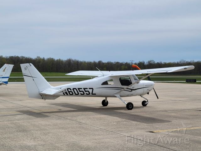 Cessna Skycatcher (N6055Z) - First landing as new owner.