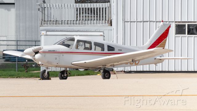 Piper Cherokee (N47530)