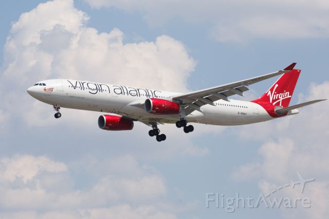 Airbus A330-300 (G-VRAY) - VIR39 arriving from EGLL - 07 May 2015