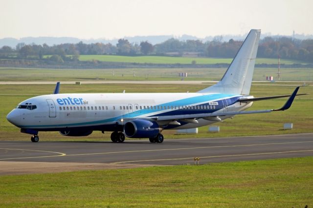 Boeing 737-800 (SP-ENU) - Hybride TACV airlines 